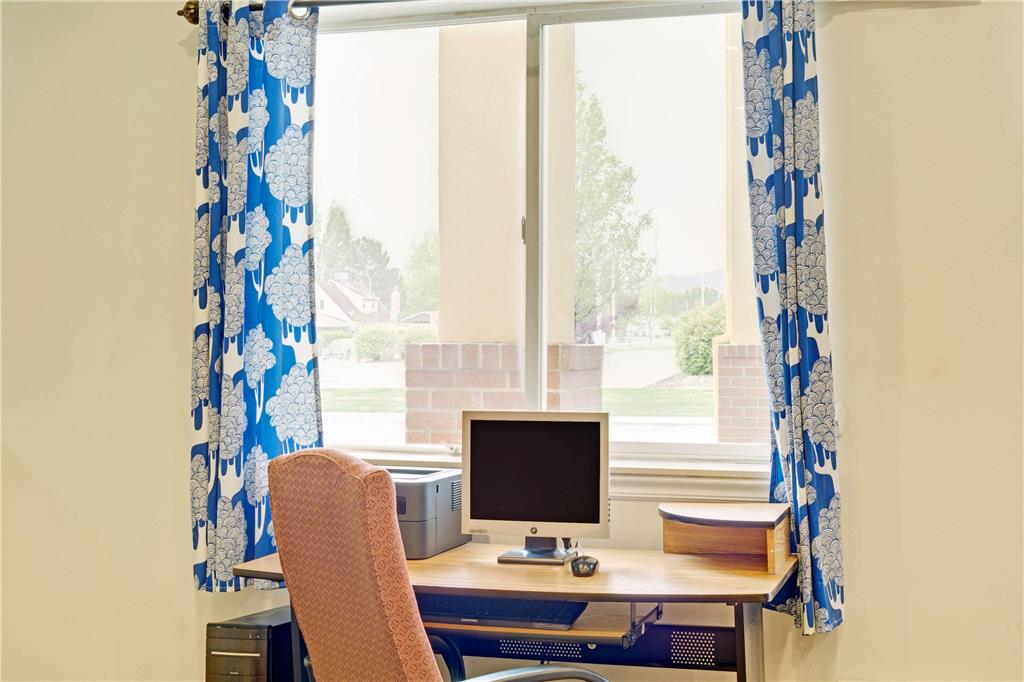 Days Inn by Wyndham Lehi - photo 14