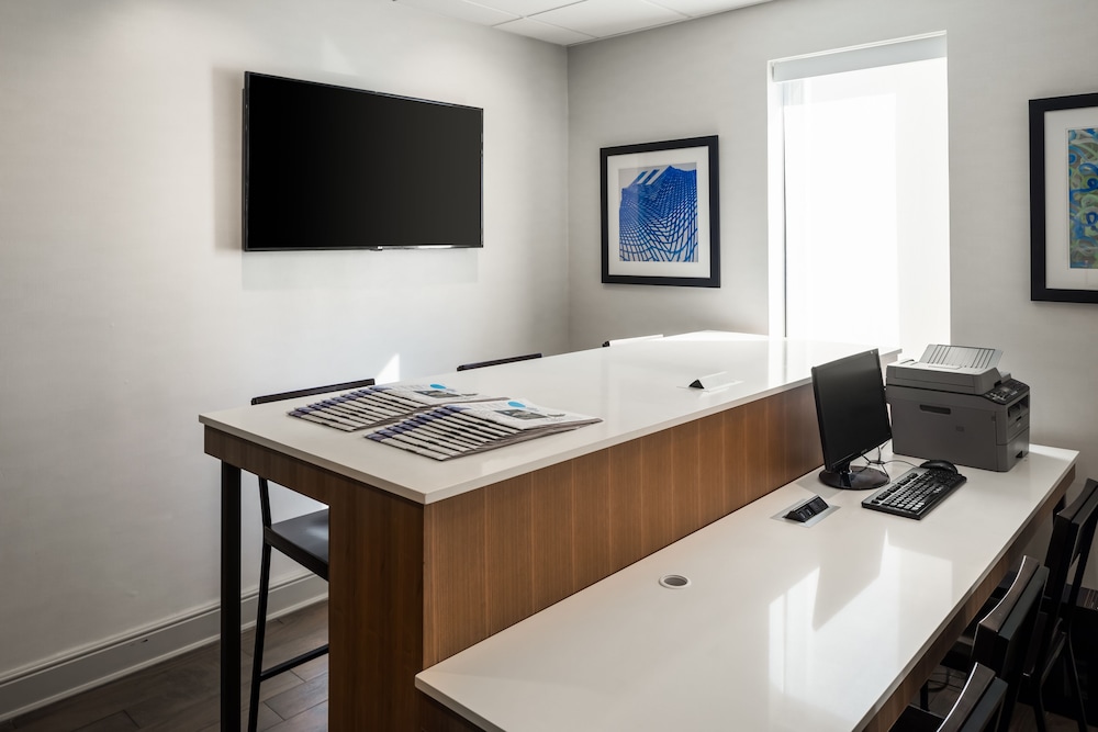 Holiday Inn Express Atlanta Airport College Park by IHG - photo 8