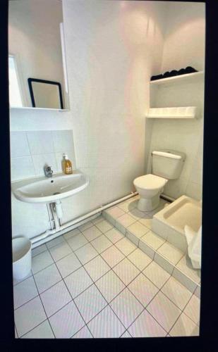 Cute One Bedroom in Le Marais — 4-Star Luxury Hotel in Paris, France