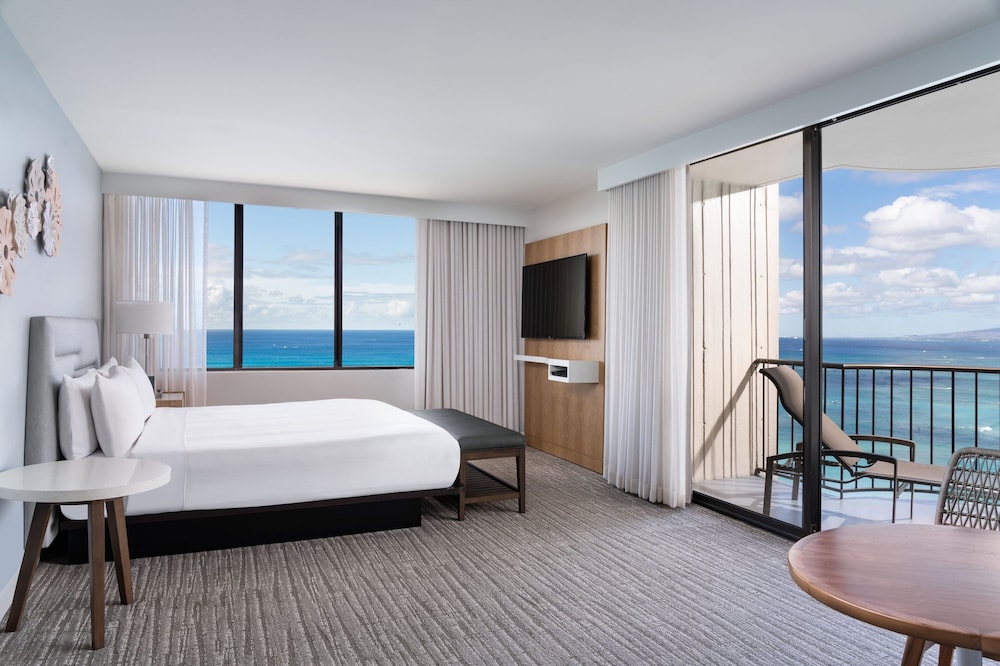 Waikiki Beach Marriott Resort & Spa - photo 20