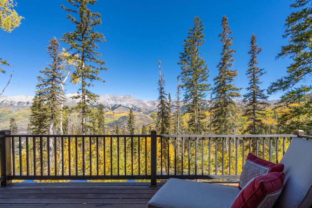 Hilltop Hideaway Expansive Views From This Private Estate Hot Tub Pool Table - photo 47