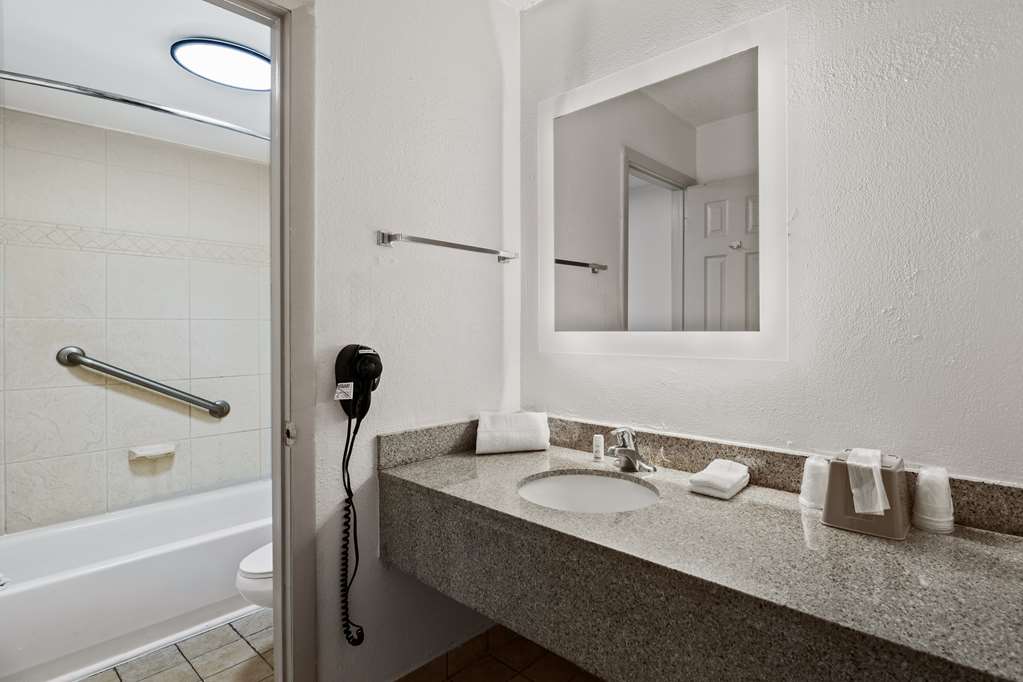 Americas Best Value Inn Orlando - photo 24