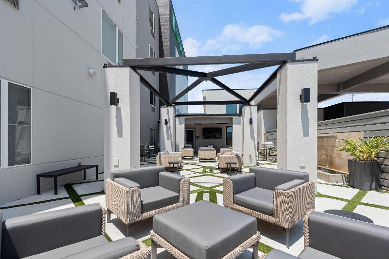 Best Western Plus Executive Residency Ascension Hotel - photo 24
