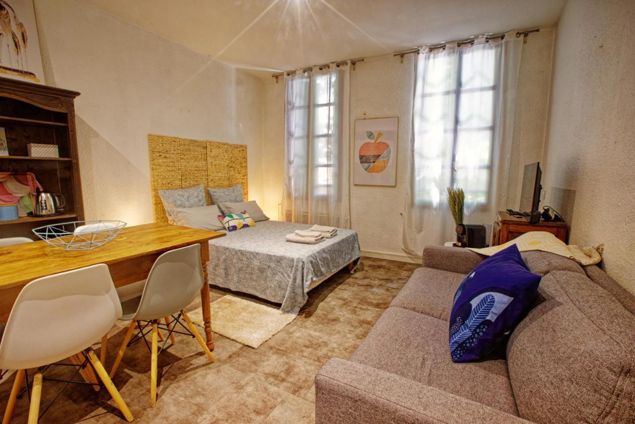 ART&CULTURE Agréable studio rénové Confort Wifi Centre Uzès Pont du Gard — hotel in Uzes