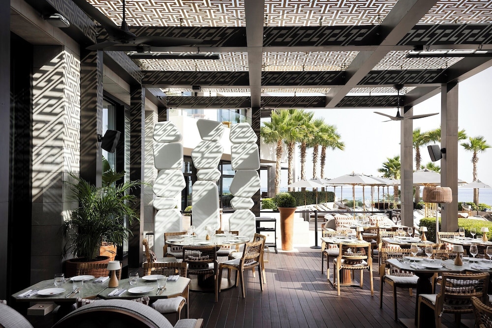 מזון ומשקאות