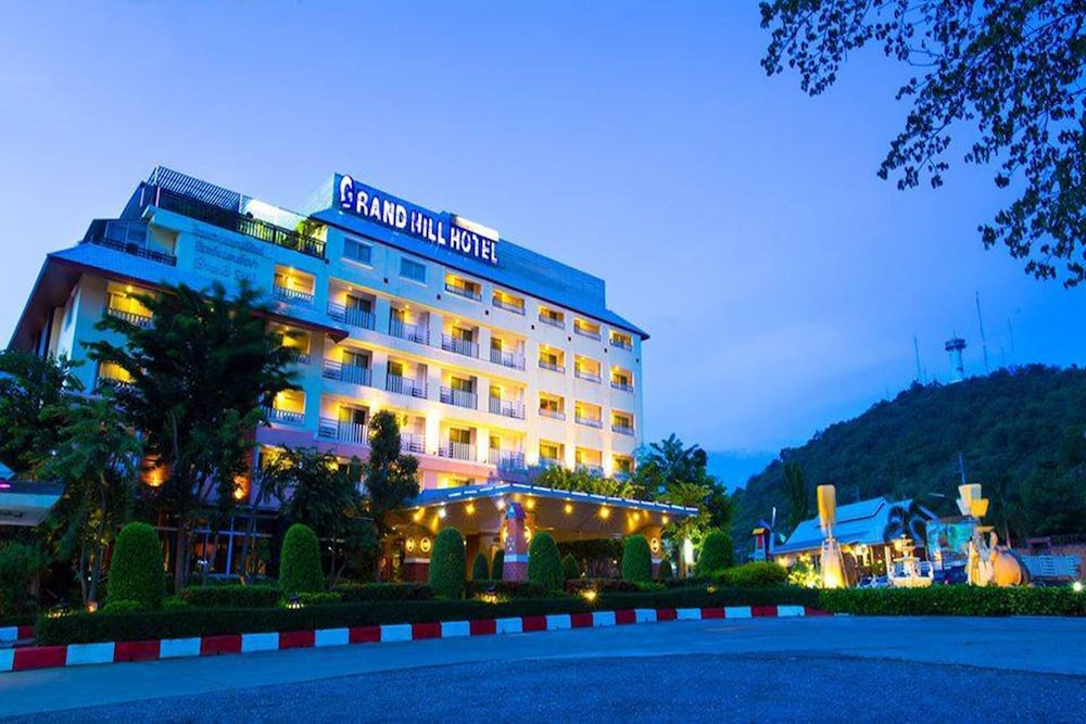 Grand Hill Resort and Spa — 4-Star Luxury Hotel in Nakhon Sawan, Thailand