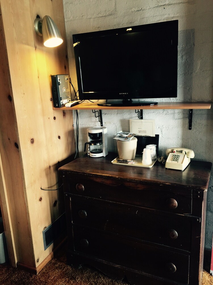 Lovelock Inn - photo 8