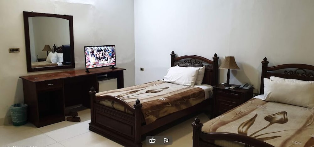 New Chancery Hotel - last minute hotel in Lahore