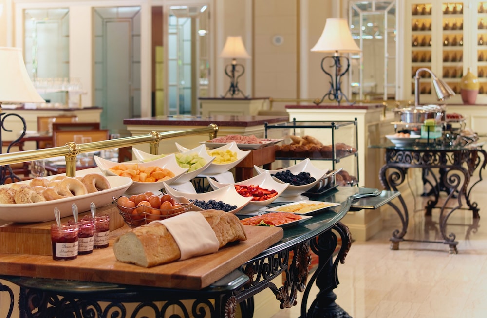 Omni Shoreham Hotel - photo 112