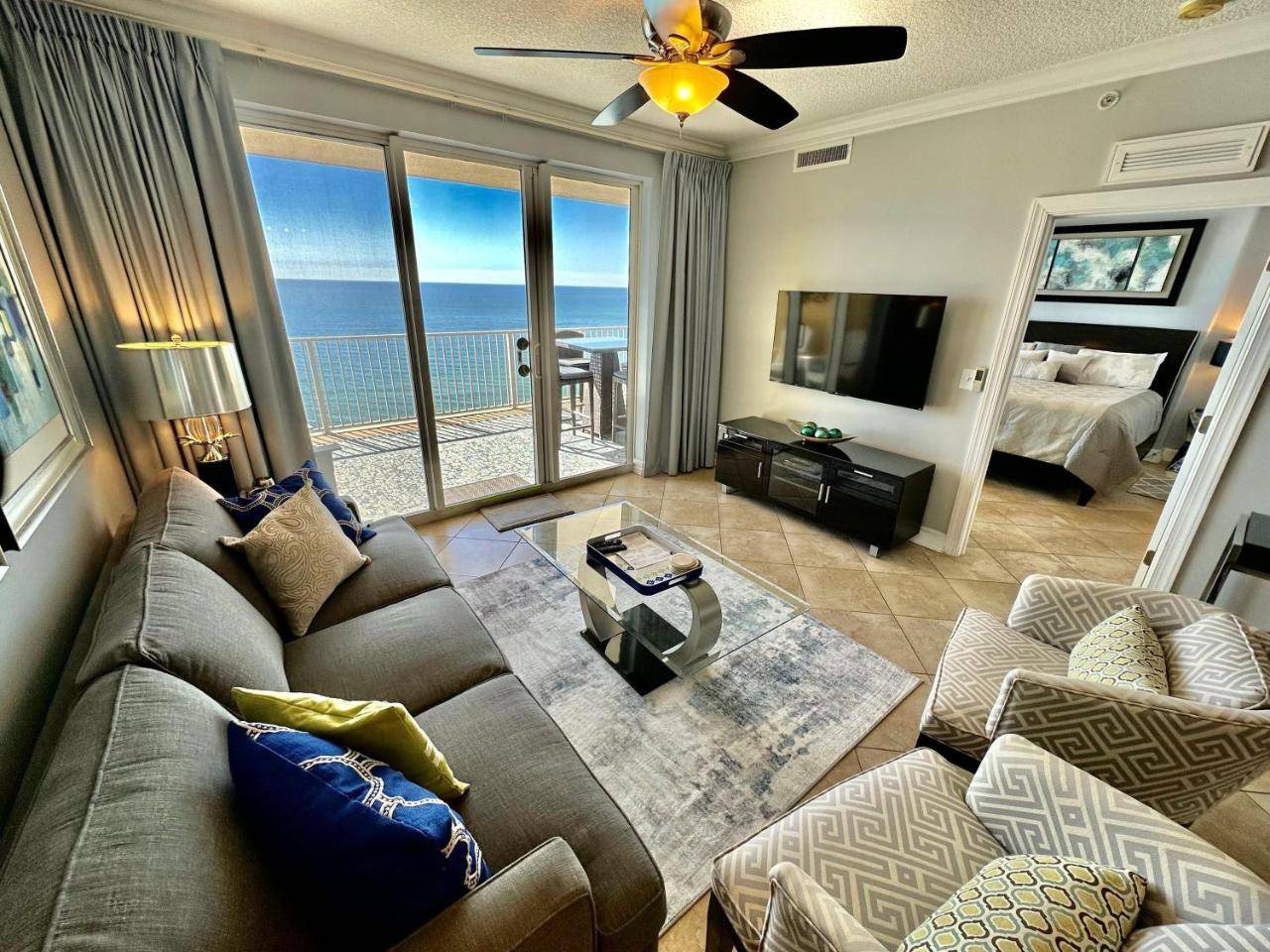 Tropic Winds 2002 - last minute hotel in Panama City Beach