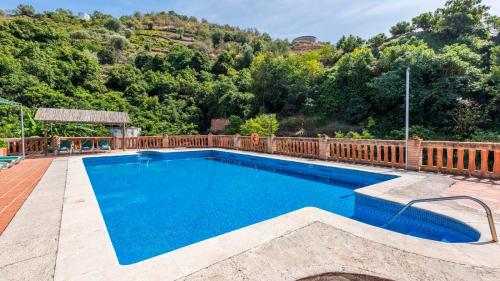 Balcón del Río Sayalonga by Ruralidays — hotel in Sayalonga