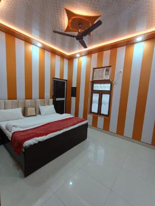 Maa sharda palace - carbon neutral hotel in Ajodhya