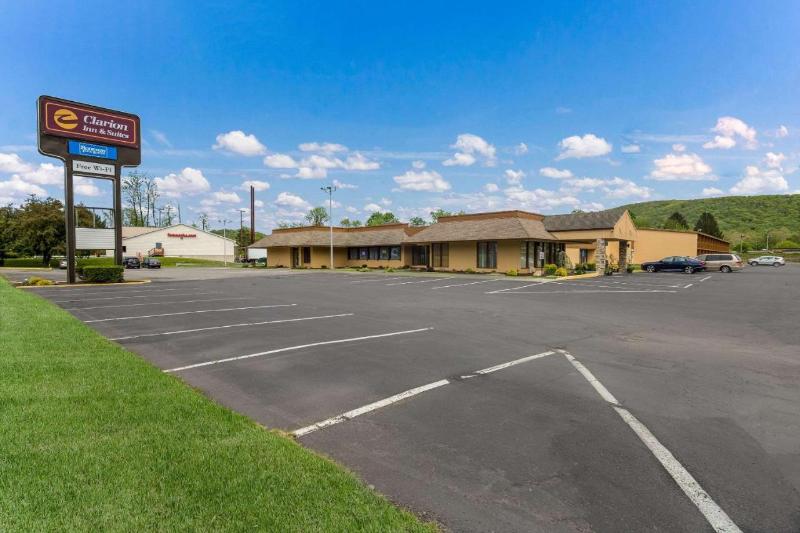 Pocono Inn & Banquet Stroudsburg - photo 4