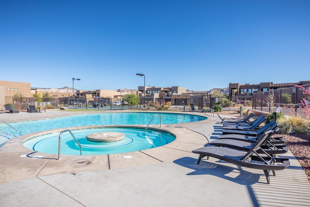 The Pickleball Palace - photo 24