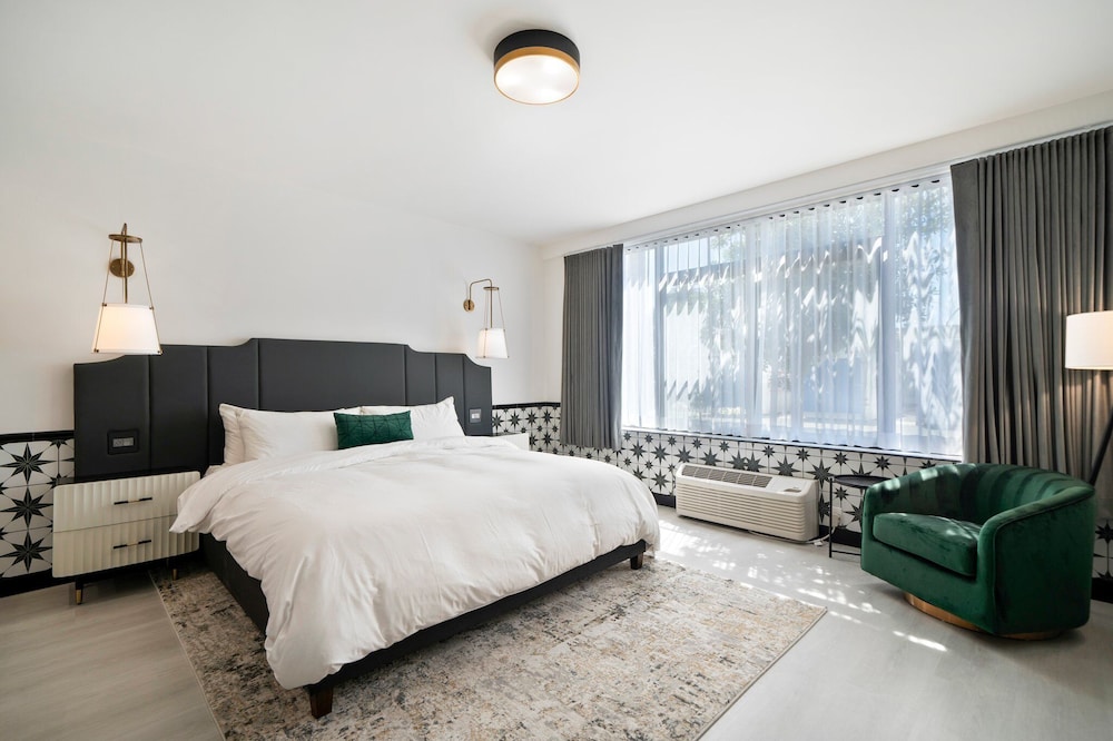 Casablanca Inn - photo 17