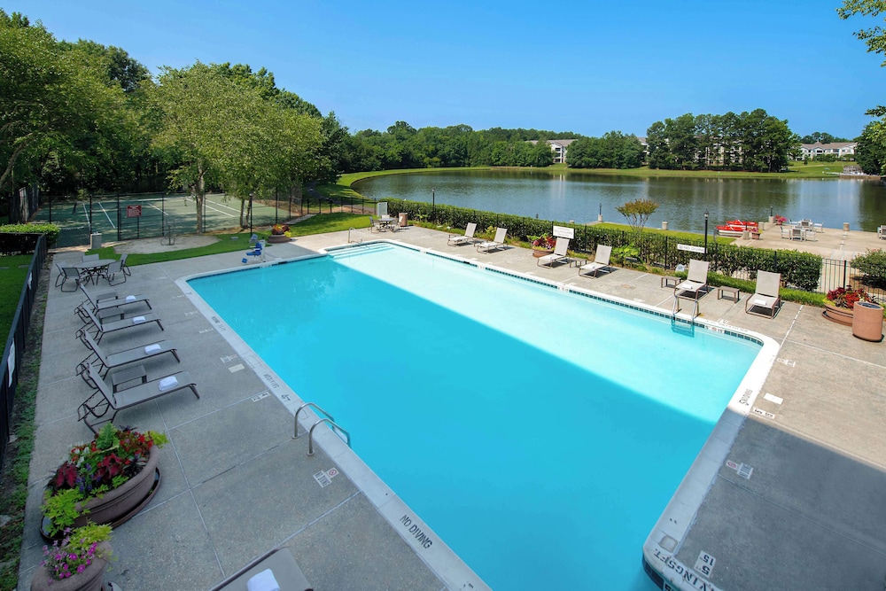 DoubleTree Suites by Hilton Raleigh Durham - photo 25