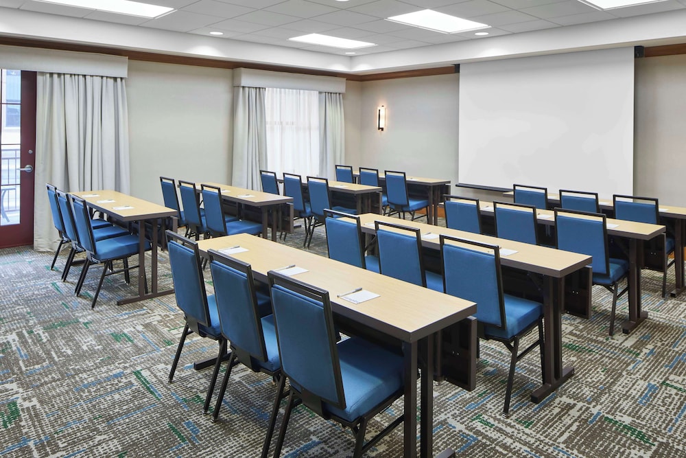 Hampton Inn & Suites Saratoga Springs Downtown - photo 91