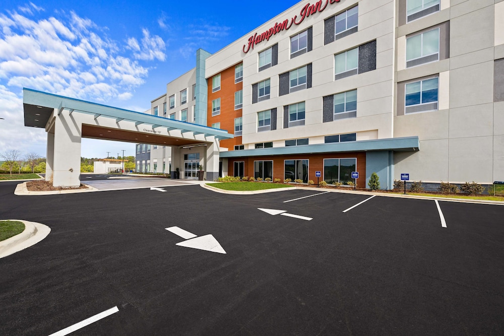 Hampton Inn and Suites Bessemer Birmingham - photo 33