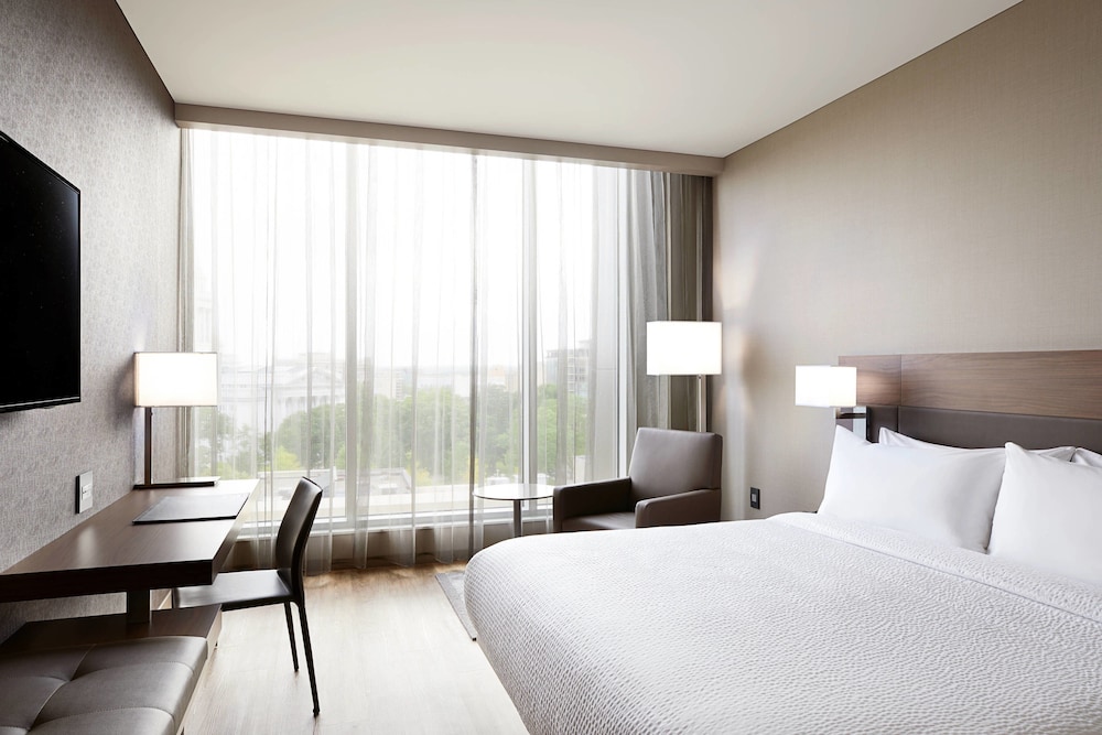AC Hotel by Marriott Madison Downtown - photo 22