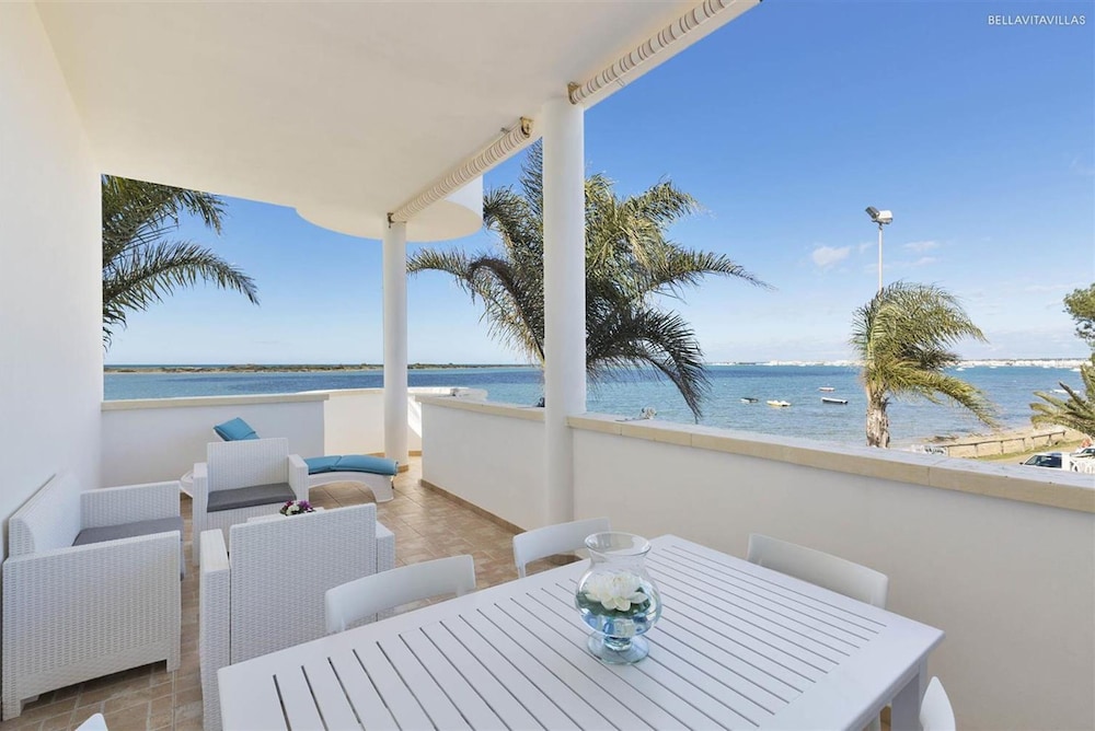 1012 Appartamento La Strea — 4-Star Luxury Hotel in Porto Cesareo, Italy