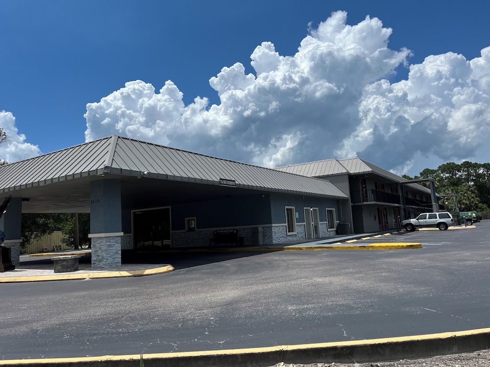 Quality Inn Elkton St. Augustine South - photo 4
