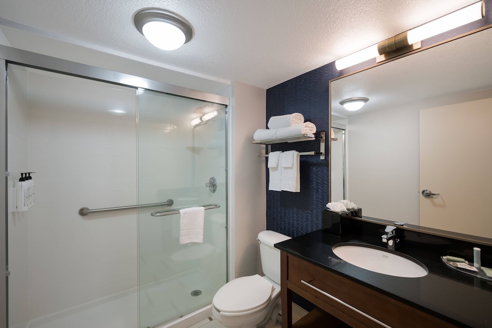 Fairfield Inn By Marriott Amesbury - photo 17
