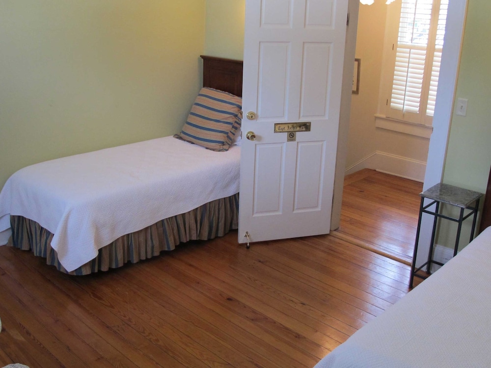 The Smithfield Inn - photo 10