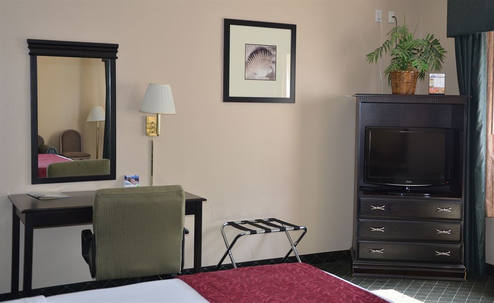 La Quinta Inn Gulf Shores - photo 11