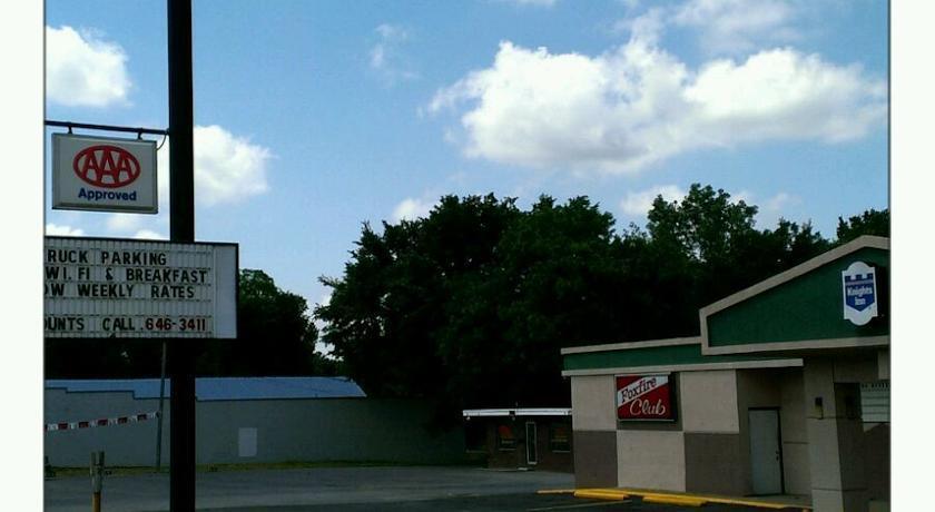 Knights Inn Fort Smith Airport - photo 5