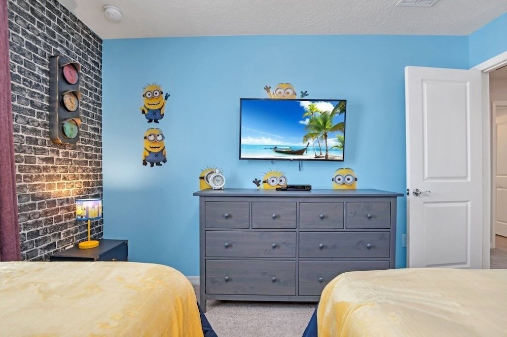 5 Bed With Fantastic Game Room In Fun Resort 5 Bedroom Townhouse by RedAwning - photo 9