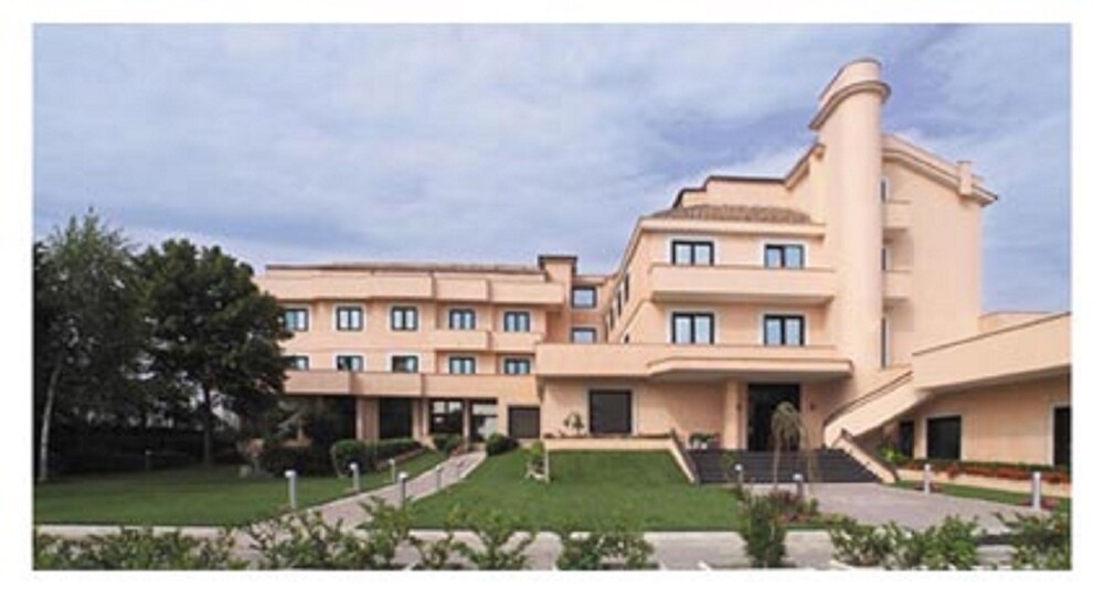 Hotel De La Ville — hotel in Benevento