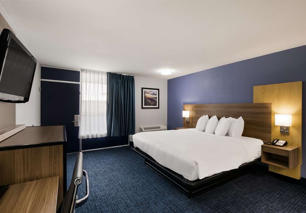 SureStay Plus by Best Western Pigeon Forge - photo 10