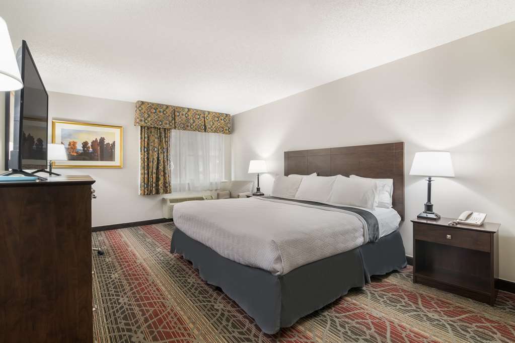 Best Western Saranac Lake - photo 14