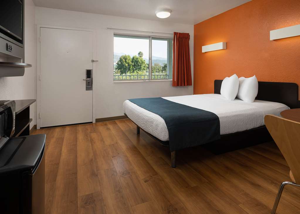 Motel 6 Carpinteria CA Santa Barbara North - photo 10