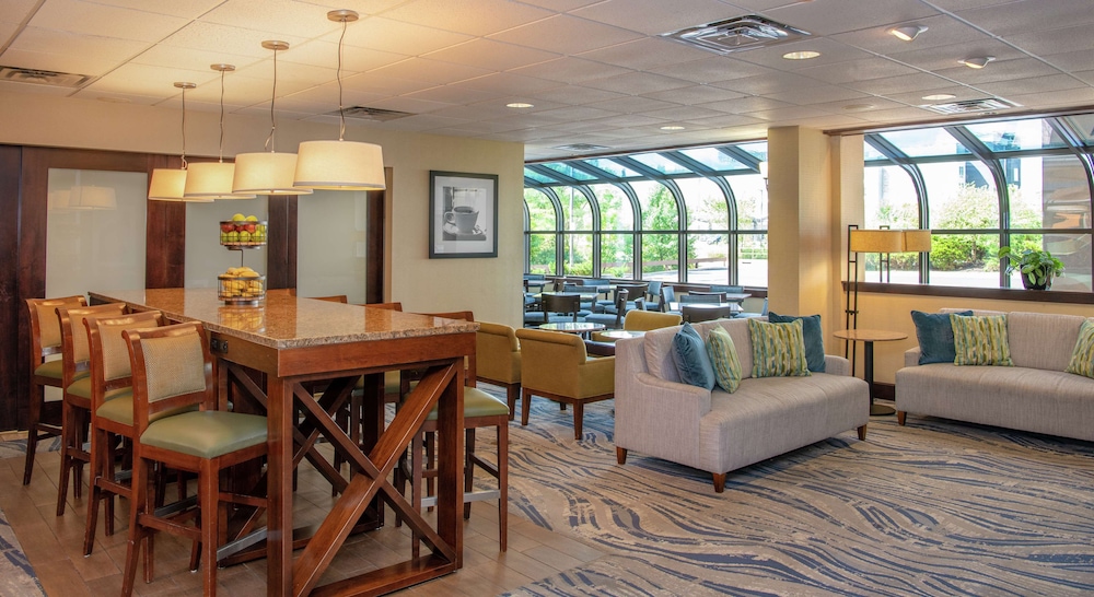Hampton Inn Cleveland Solon - photo 7