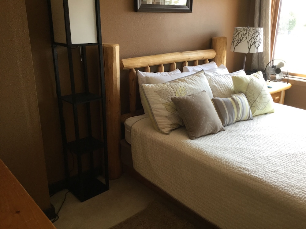 Great Northern Motel - photo 5