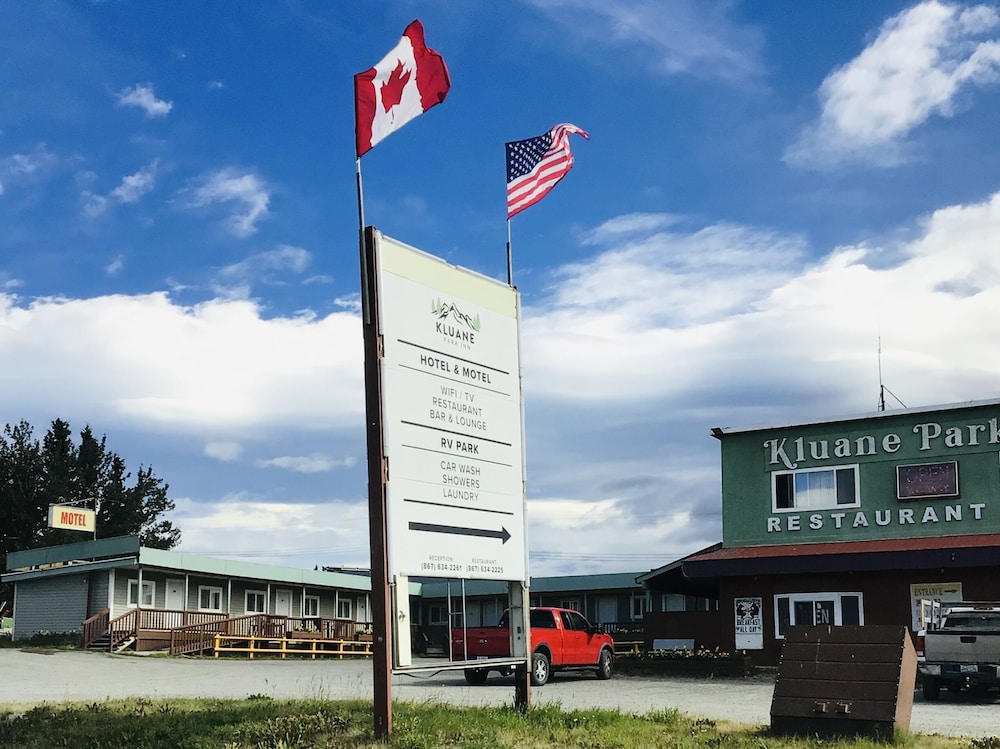 Kluane Park Inn in Haines Junction, Canada