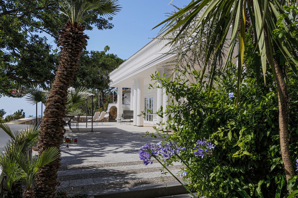 Luxury Family Amalfi Coast Villa — 4-Star Luxury Hotel in Piano Di Sorrento, Italy
