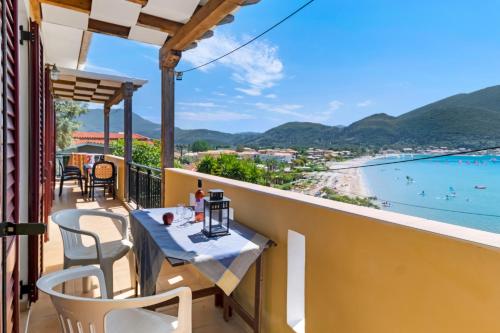 Villa Captain Fotis 3 — 4-Star Luxury Hotel in Vasiliki, Greece