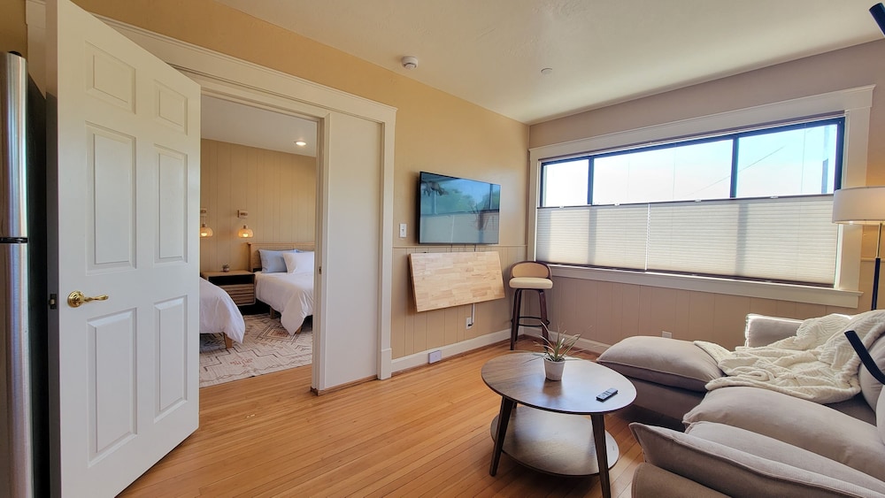 Peach Street Inn By Wanderlodges - photo 17