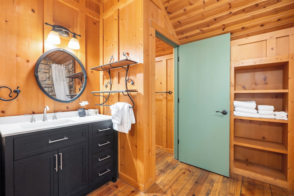 Cabins at Green Mountain Trademark Collection by Wyndham - photo 47