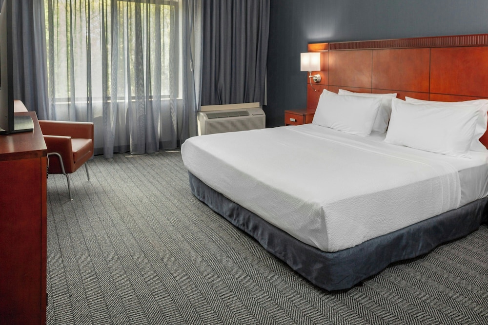 Courtyard by Marriott Pittsburgh Greensburg - photo 4