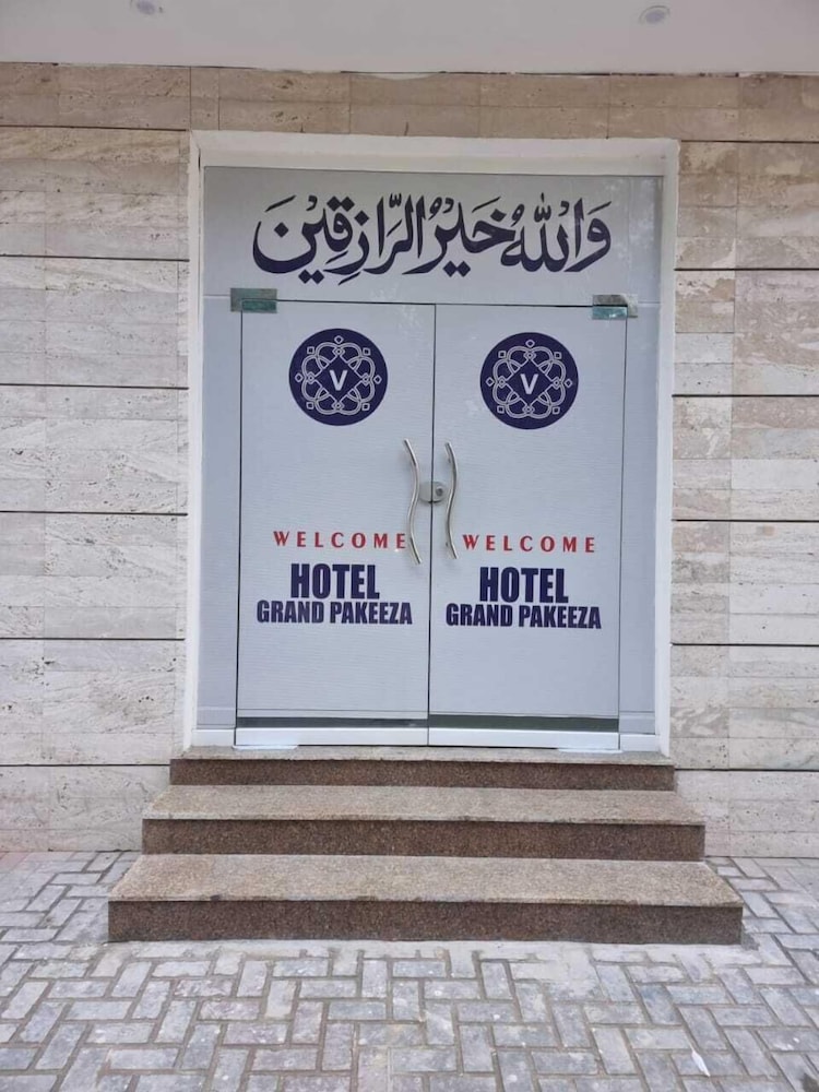 Hotel Grand Pakeeza in Lahore, Pakistan