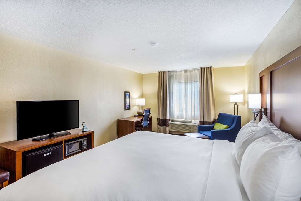 Comfort Inn Charleston South - photo 16