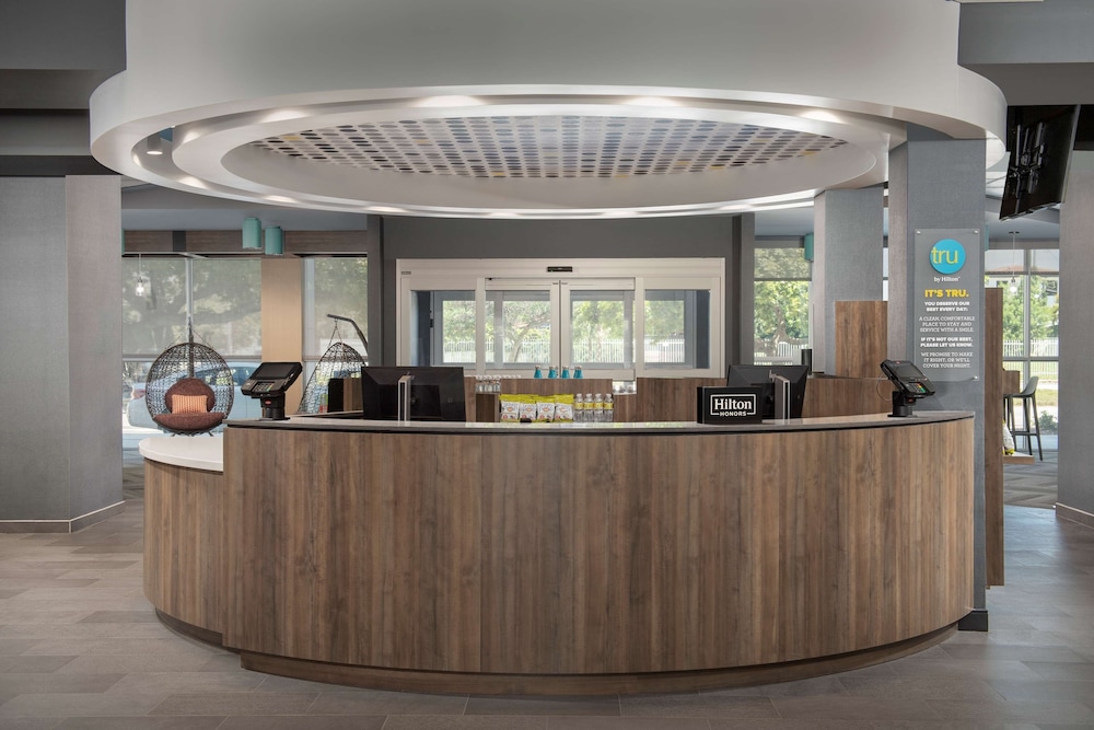 Tru by Hilton Miami West Brickell - photo 7