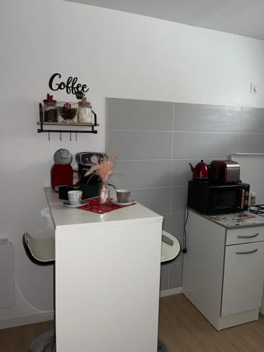 Studio 28m - carbon neutral hotel in Saint-Claude-De-Diray