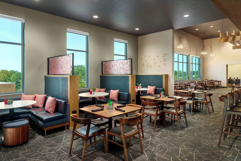 Courtyard by Marriott Atlanta Dunwoody - photo 73