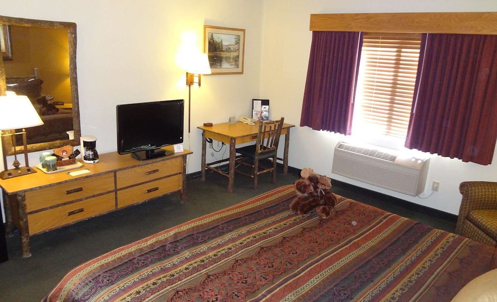 AmericInn by Wyndham Cody - photo 33