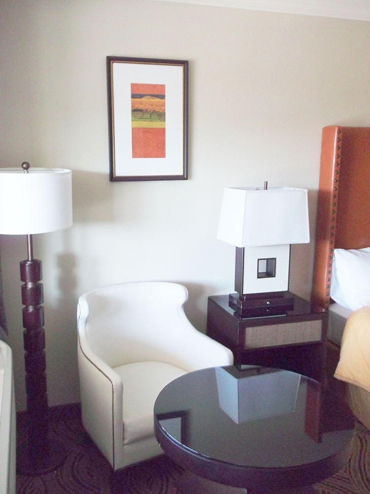 Banfield Value Inn - photo 15