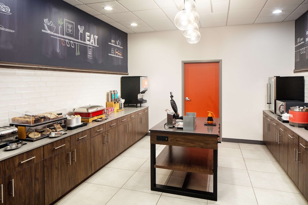 Hampton Inn & Suites Parker - photo 14